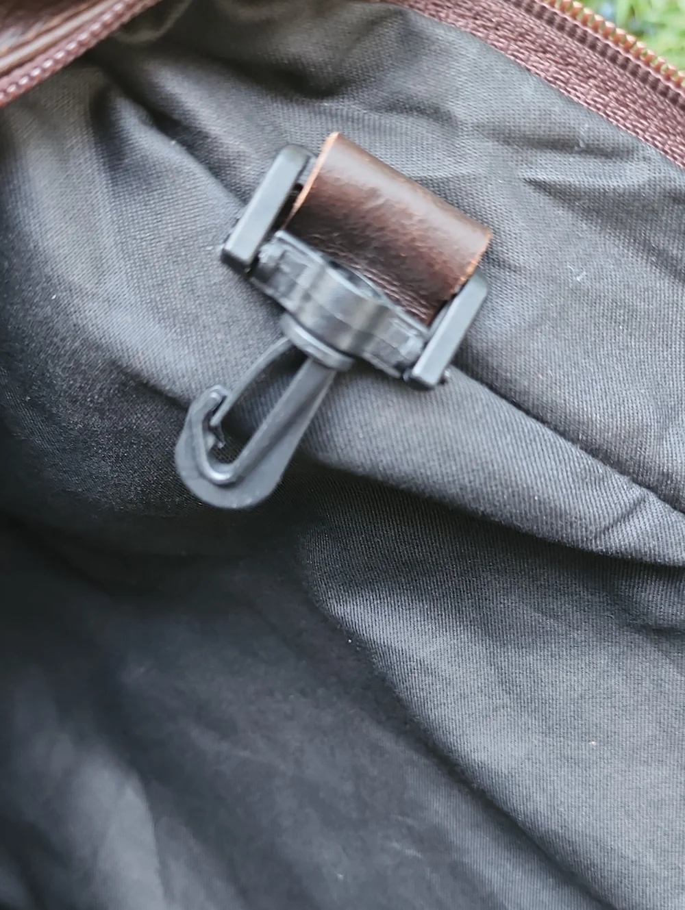 100% Leather Messenger Bag